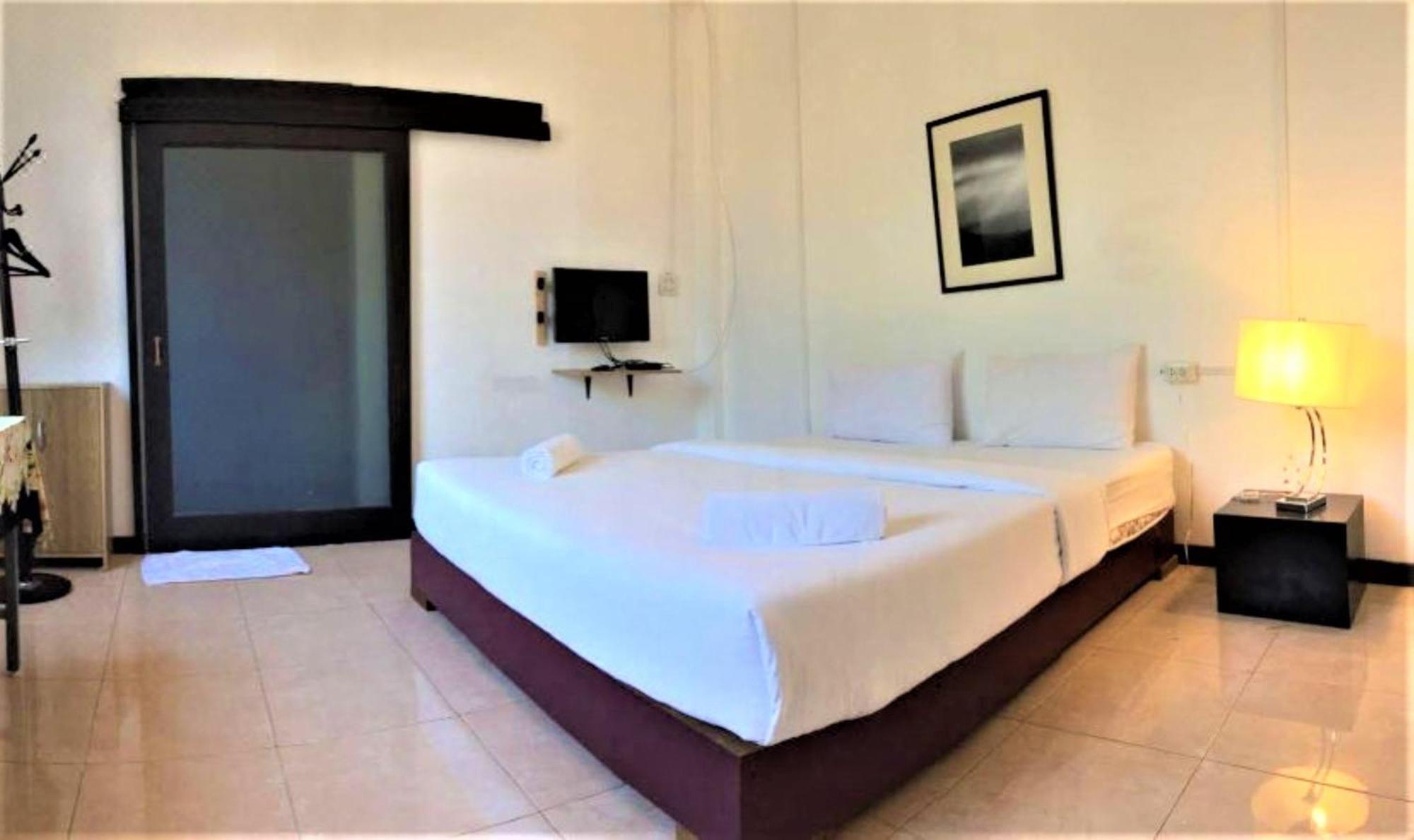 Natai House Hotel Bagian luar foto